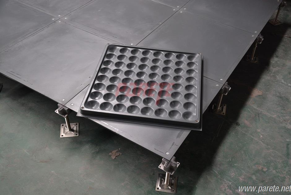 Indepedent support raised floor